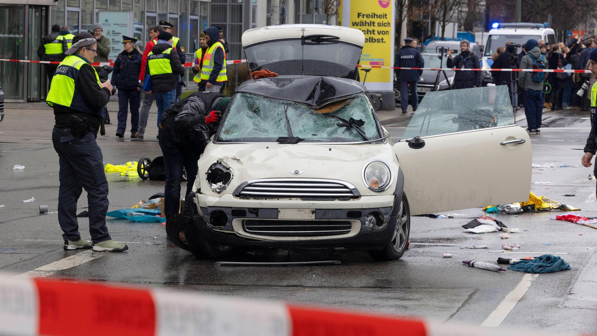 Mehr als bisher bekannt: 54 Verletzte nach Anschlag in München