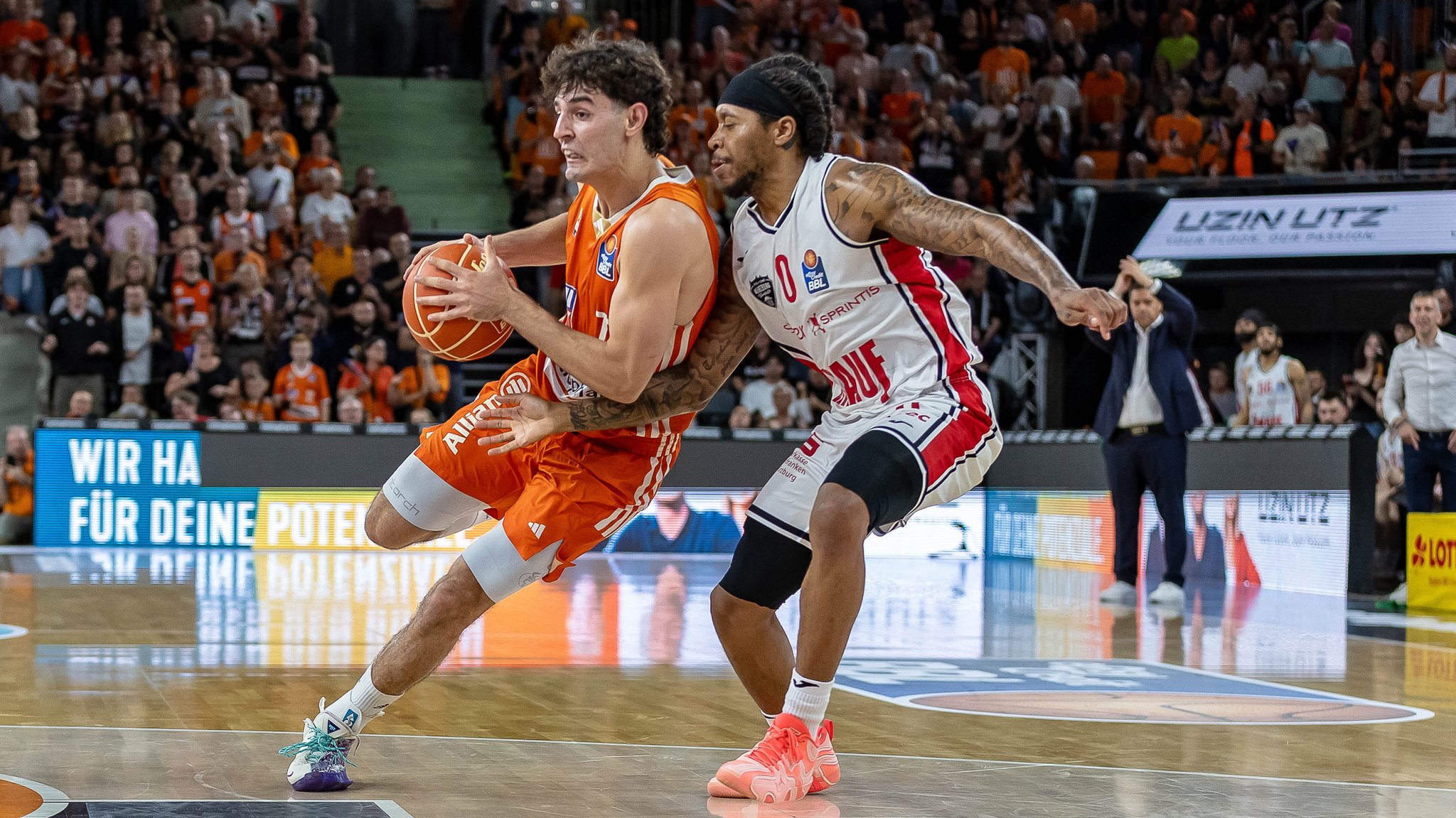 Spielszene ratiopharm Ulm - Würzburg Baskets